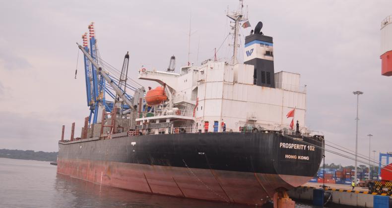 A pilot boat in Mboro